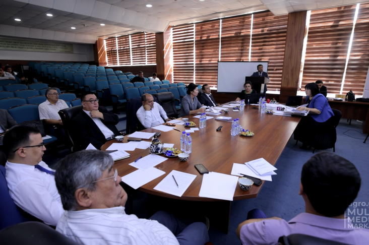 DOKTORANT.00_00_06_07.Still003