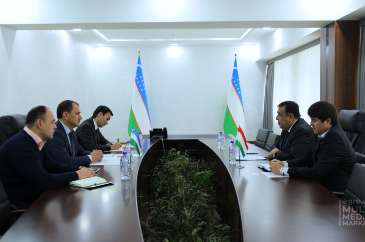 TOJIKISTON ELCHISI.00_00_43_01.Still006